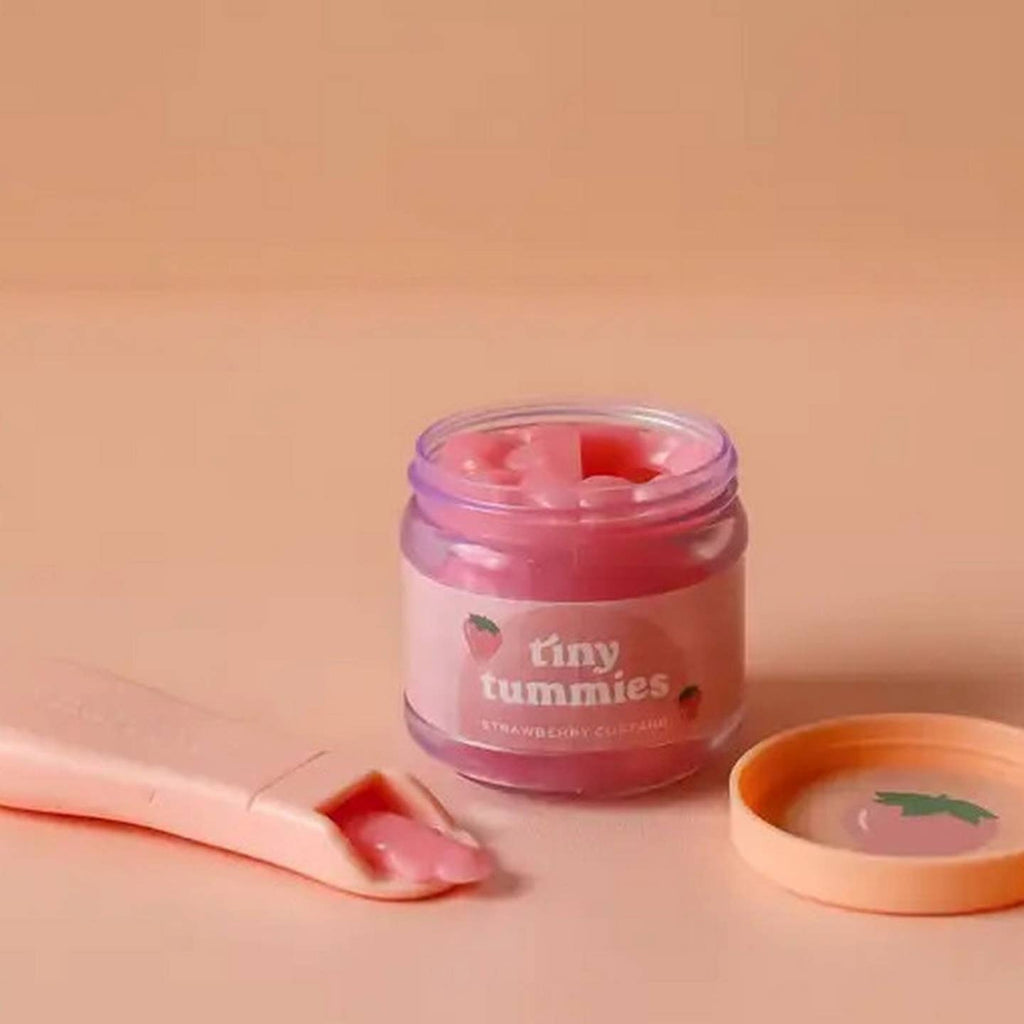 US stockist of Tiny Harlow's Strawberry Custard Jar and Magic Spoon Set