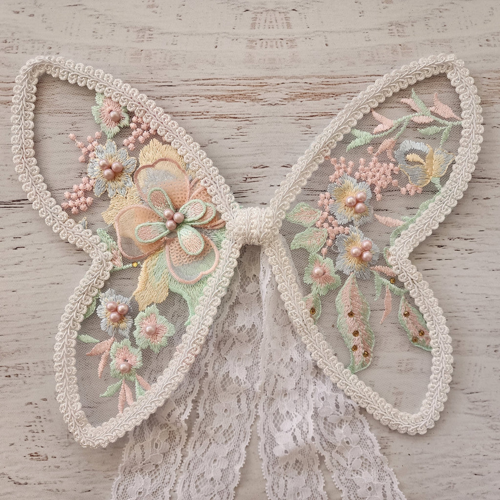 US stockist of Mauve & May's Small Minty Wings