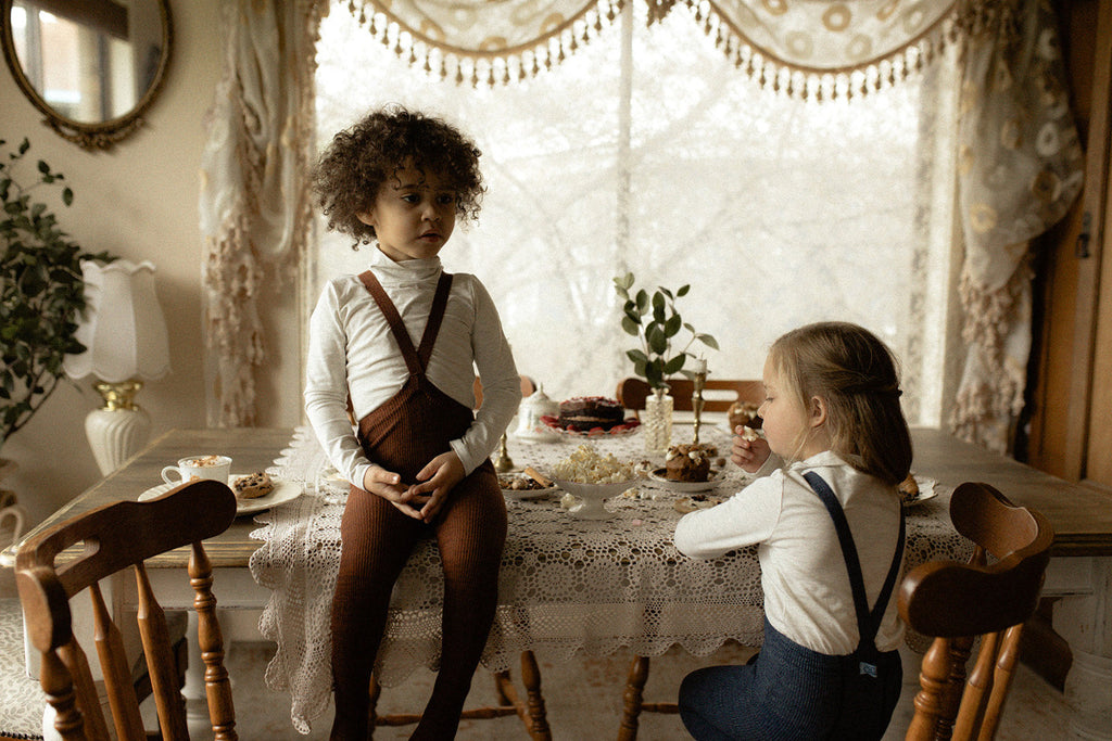 US stockist of Silly Silas' Spicy Chai Cotton Footed tights.