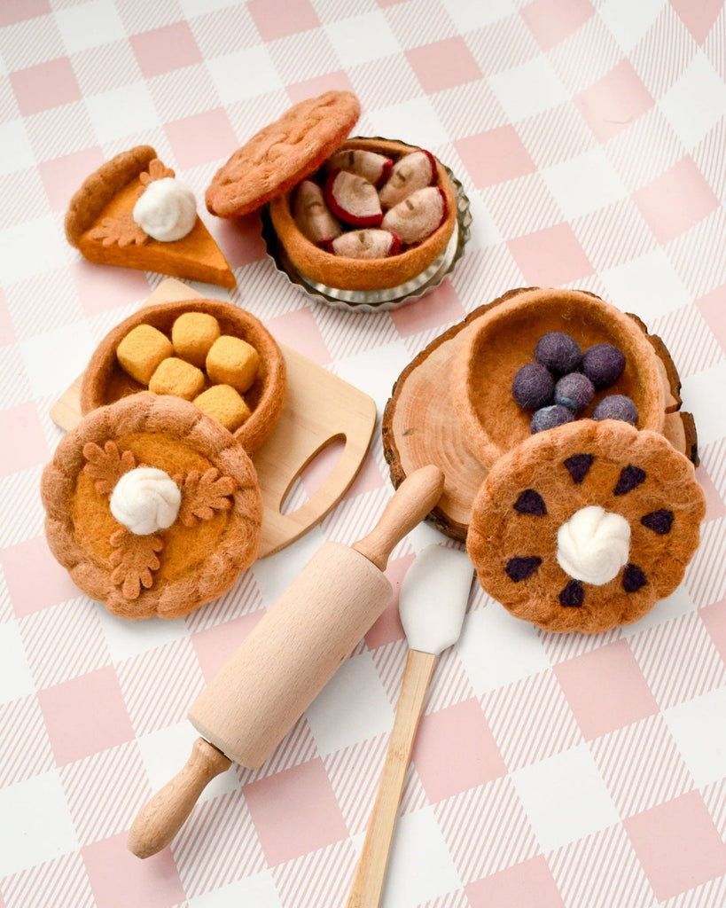 US stockist of Tara Treasures Felt Blueberry Pie Play food set.