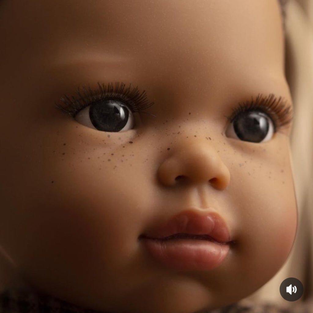 US stockist of Minikane's "Melissa" Gordis Doll