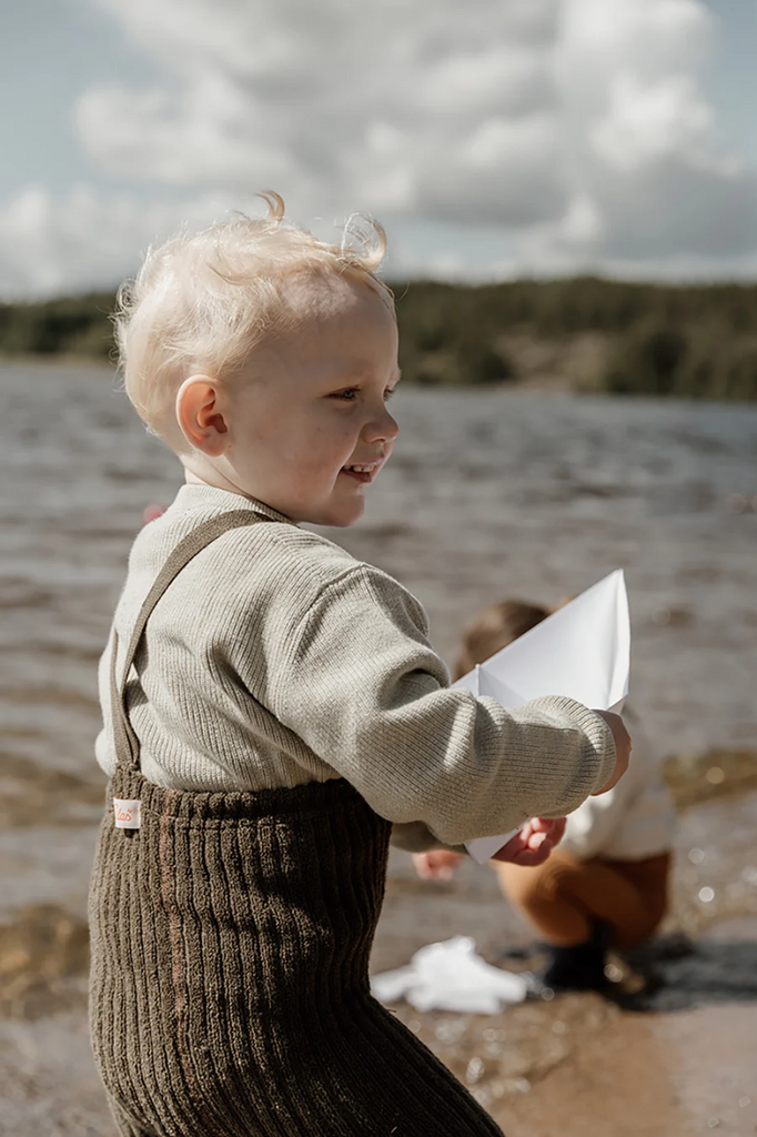 US stockist of Silly Silas' Seaweed Brown Granny Teddy Footless Tights