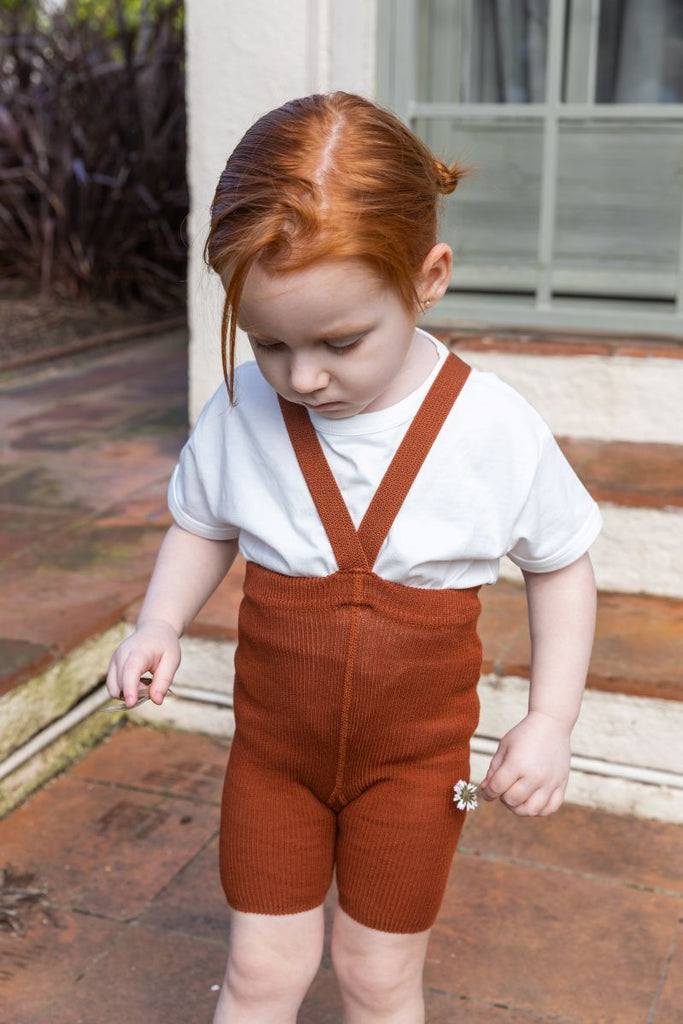 US stockist of Silly Silas' Cotton gender neutral shorty tights in Cinnamon.