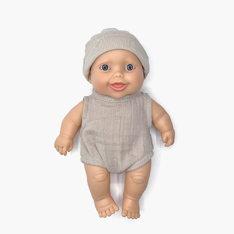 US stockist of Minikane's Guillo Peques doll in a 2pc Sacha Set