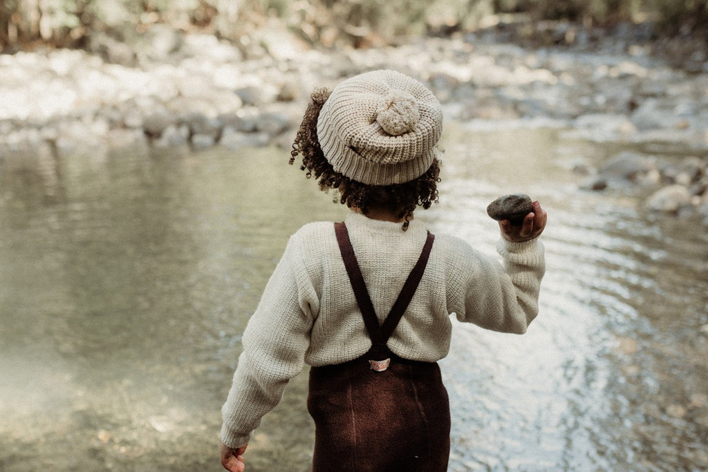 US stockist of Silly Silas' gender neutral, Teddy footless tights in Chocolate.