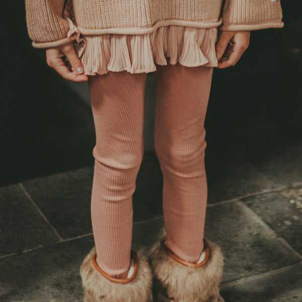 US stockist of Donsje's Lusa leggings in Rose Dawn.