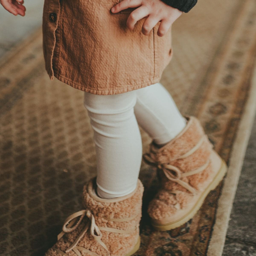 US stockist of Donsje's Lusa leggings in Coconut Milk.