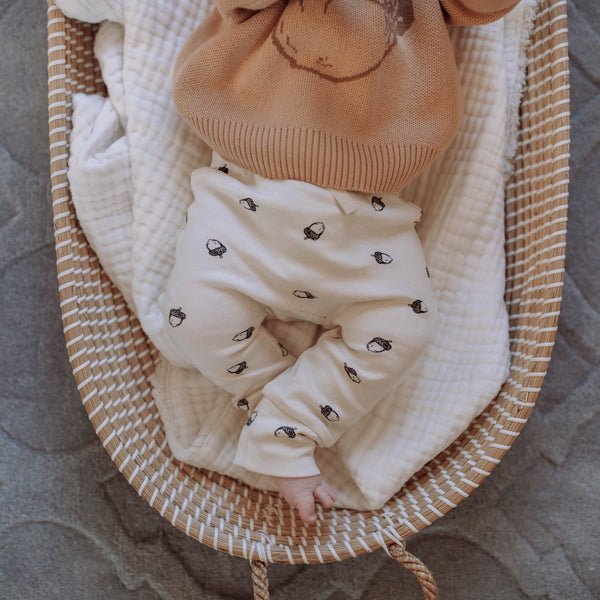 US stockist of Buck & Baa's gender neutral, organic cotton acorn leggings.