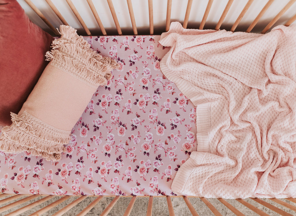US stockist of Snuggle Hunny Kid's Blossom crib sheet.