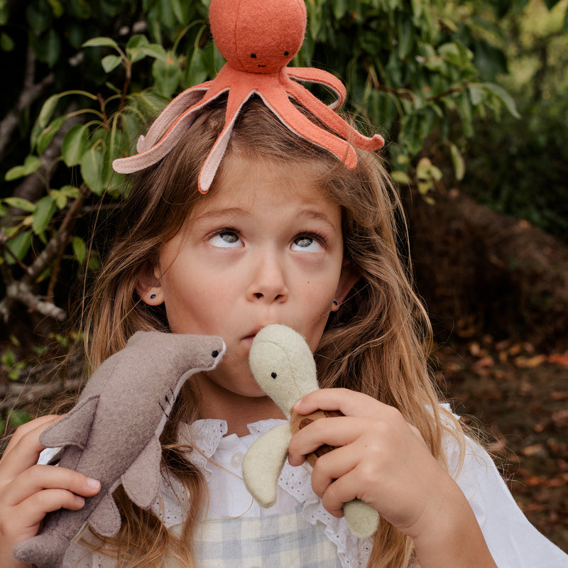 US stockist of Olli Ella's Holdie Marine Animals.