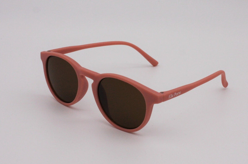 US stockist of Elle Porte's Ranger sunglasses.  Gender neutral, with rose frames and dark lenses.  Rated UV400