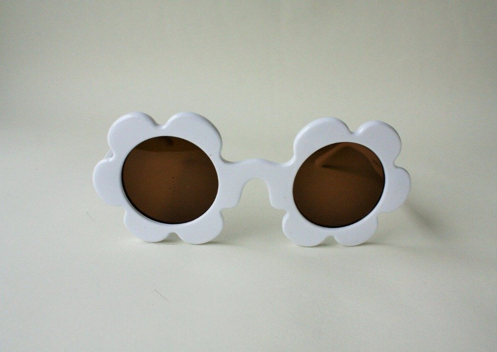 US stockist of Elle Porte's Daisy sunglasses in Marshmallow White with dark lenses.