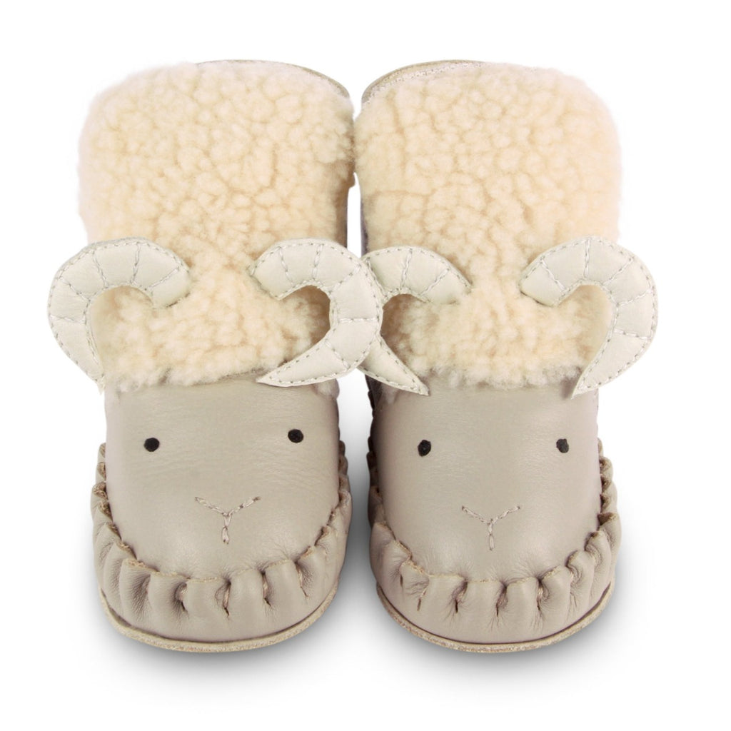 US stockist of Donsje's light grey, leather ram baby shoes with Kapi exclusive faux fur lining.  Velcro fastening - soft sole under 12mths.