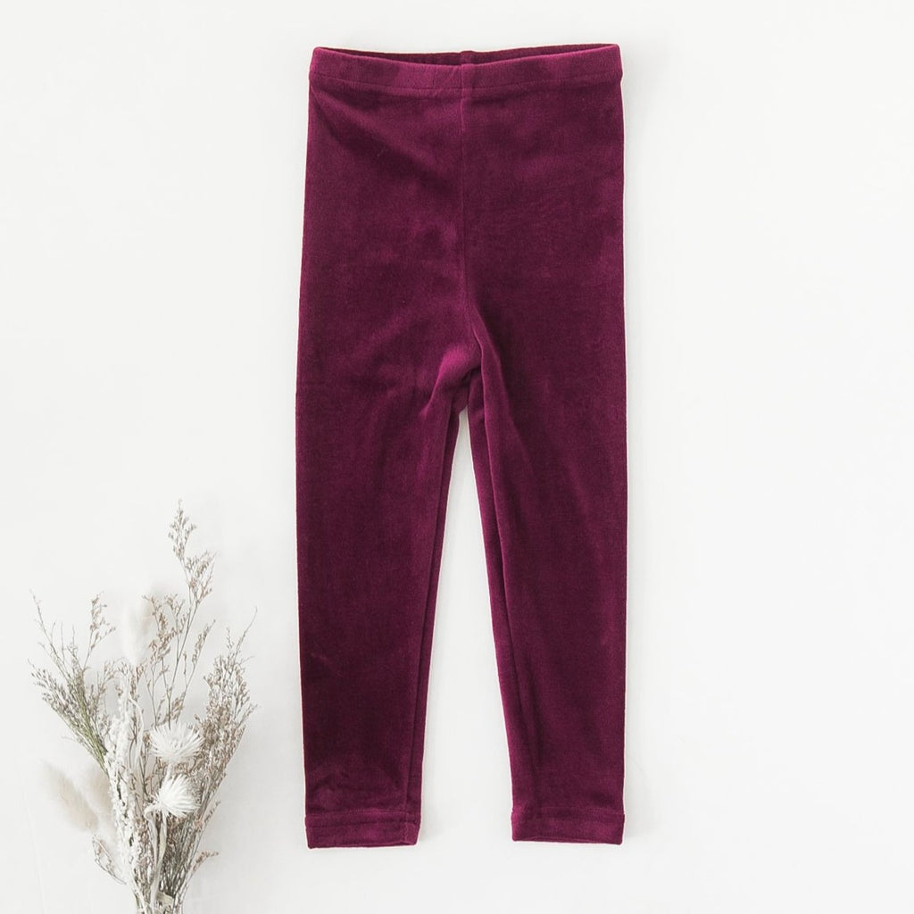 US stockist of Karibou Kids' Winnie luxe velour leggings in Sugarplum.
