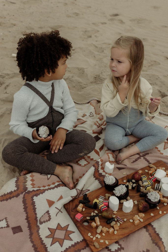 US stockist of Silly Silas' footless cotton tights in Licorice Peanut.