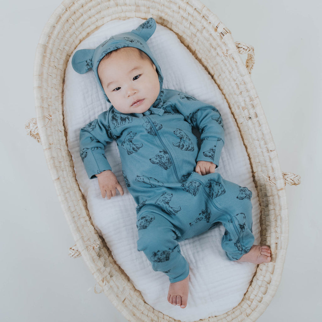US stockist of Buck & Baa's organic cotton, gender neutral zip romper in Sky Bears.