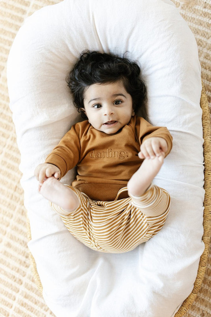 US stockist of Two Darling's cotton "Darling" sweatshirt in rust.