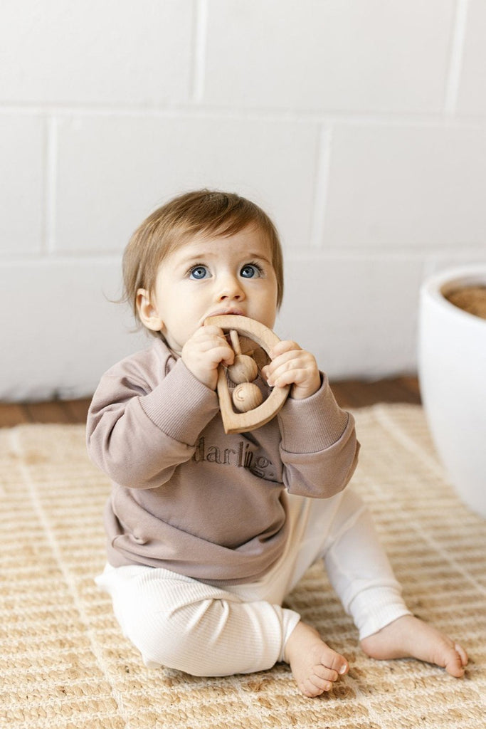 US stockist of Two Darling's cotton "Darling" sweatshirt in mauve.