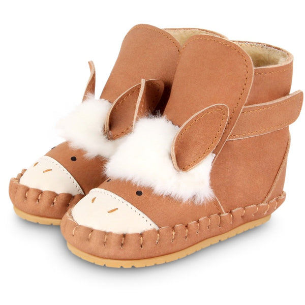 US stockist of Donsje's Donkey baby shoes with Kapi exclusive faux fur lining.  Velcro fastening - soft sole under 12mths.