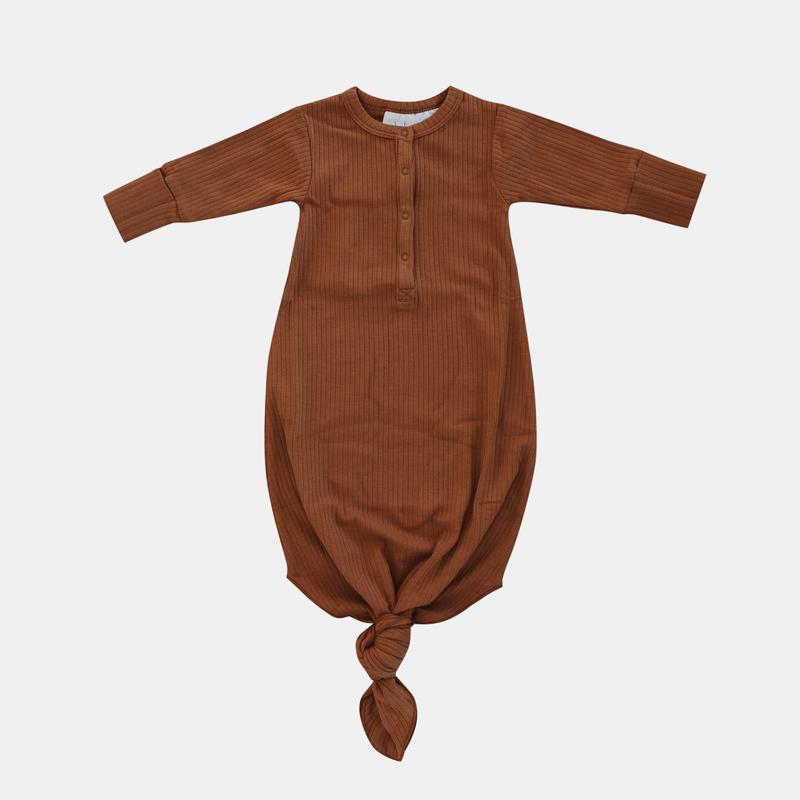 US stockist of Buck & Baa's gender neutral, organic cotton ribbed baby gown in Cinnamon.