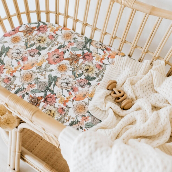 US stockist of Snuggle Hunny Kid's Australiana stretch cotton jersey bassinet sheet. 