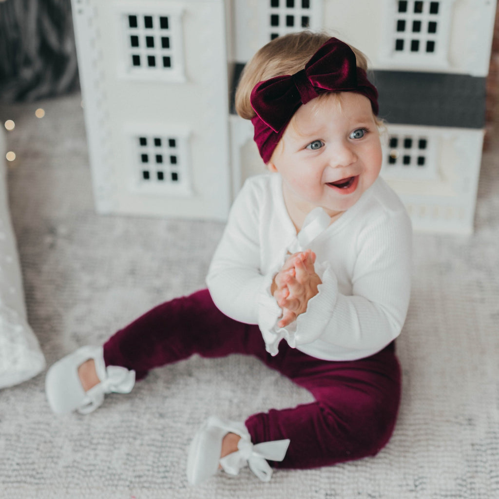 US stockist of Karibou Kids' Winnie luxe velour leggings in Sugarplum.